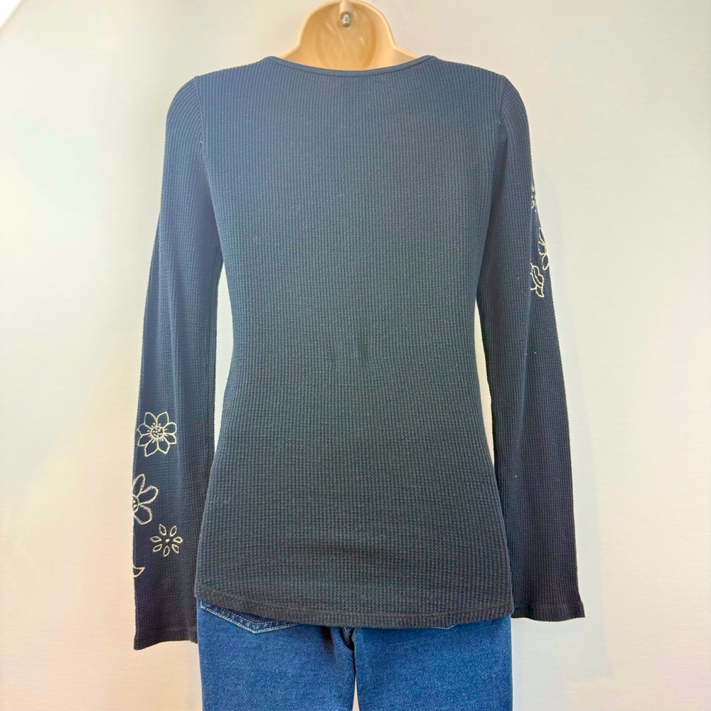 Lucky Brand Black Top with Cream Bird Design - Picture 14 of 16